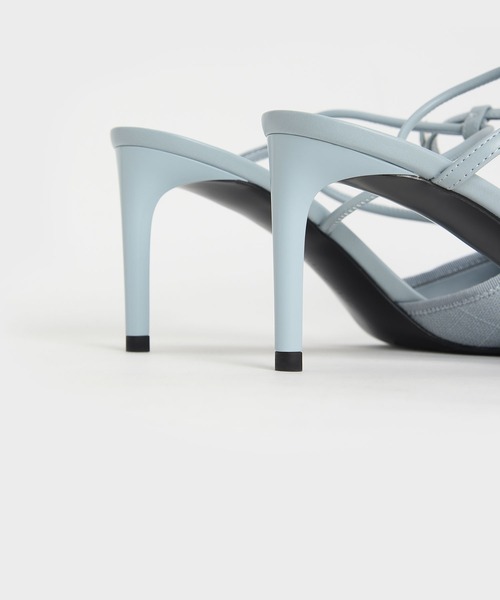 CHARLES & KEITH(チャールズ & キース)の「リネンアシンメトリックパンプス / Linen Asymmetric Pumps(パンプス・レディース・ライトブルー/ブラック/ベージュ・22.5cm/23cm/23.5cm/24.5cm/25cm/25.5cm)」の11枚目の写真