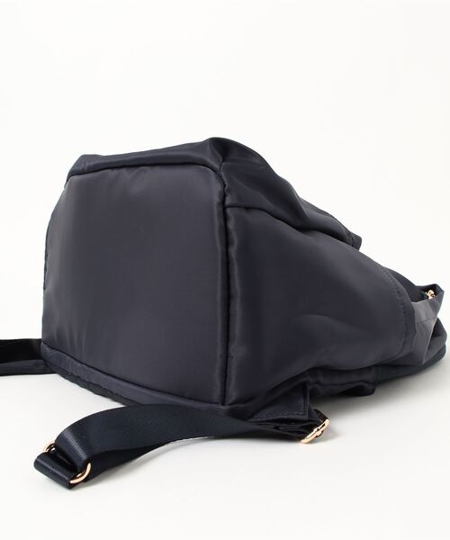 Honeys(ハニーズ)の「機能性リュック(バックパック/リュック・レディース・ネイビー/ブラック・FREE)」の3枚目の写真