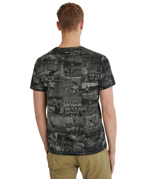 Desigual(デシグアル)の「メンズ Tシャツ半袖 JUALIAN(Tシャツ/カットソー・メンズ・ブラック・M/S/L/2L/3L)」の5枚目の写真
