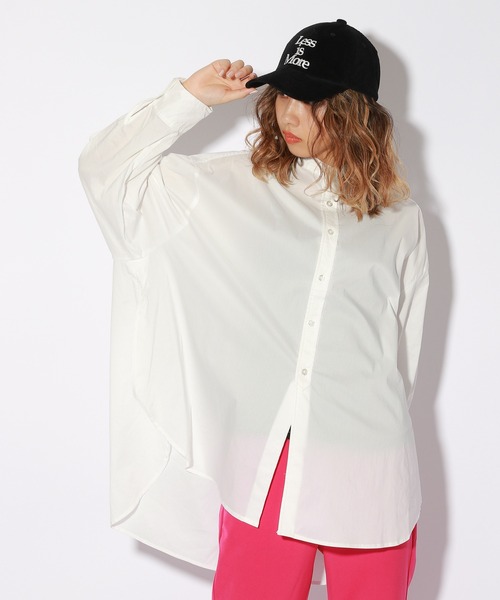 PBLIM（ページボーイリム）の「【PAGEBOYLIM】バンドカラーシャツ（シャツ/ブラウス・レディース・オフホワイト/ベージュ/ブルー・MEDIUM/LARGE）」の2枚目の写真