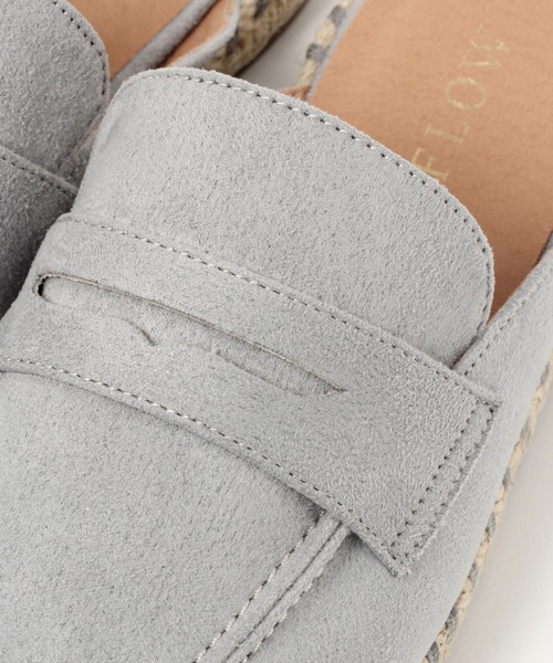 BAYFLOW（ベイフロー）の「ローファーミュール（その他シューズ・レディース・グレー/ライトベージュ・MEDIUM/LARGE）」の13枚目の写真