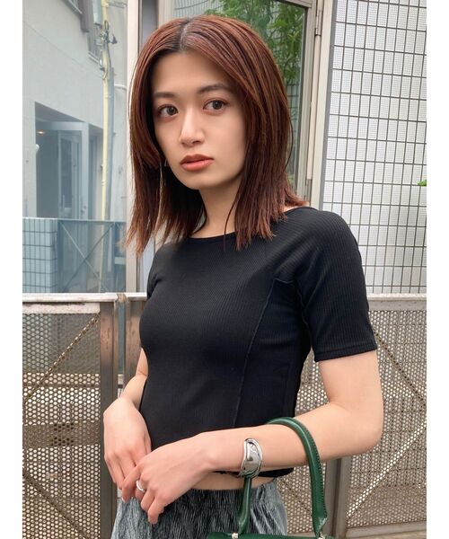 EMODA(エモダ)の「スイッチングリブトップ(Tシャツ/カットソー・レディース・ホワイト/ブラック/マスタード・FREE)」の2枚目の写真