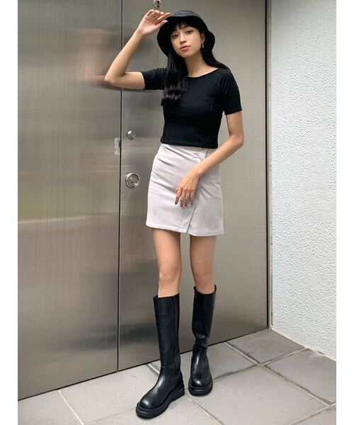 EMODA(エモダ)の「スイッチングリブトップ(Tシャツ/カットソー・レディース・ホワイト/ブラック/マスタード・FREE)」の8枚目の写真