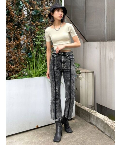 EMODA(エモダ)の「スイッチングリブトップ(Tシャツ/カットソー・レディース・ホワイト/ブラック/マスタード・FREE)」の10枚目の写真