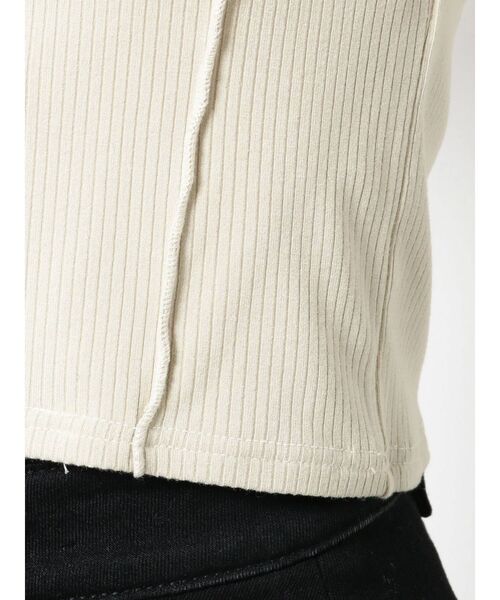 EMODA(エモダ)の「スイッチングリブトップ(Tシャツ/カットソー・レディース・ホワイト/ブラック/マスタード・FREE)」の16枚目の写真