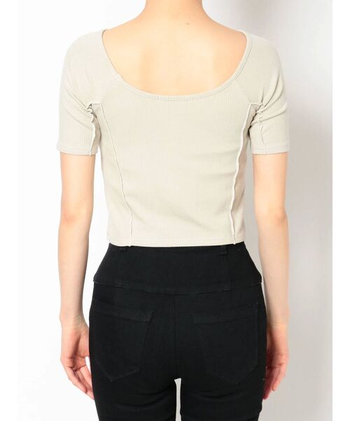 EMODA(エモダ)の「スイッチングリブトップ(Tシャツ/カットソー・レディース・ホワイト/ブラック/マスタード・FREE)」の22枚目の写真