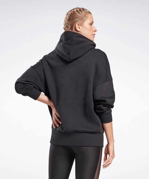 Reebok（リーボック）の「レトロ オーバーサイズ フーディー / Retro Oversize Hoodie（パーカー・レディース・アイボリー/ブラック・MEDIUM/LARGE/XX-LARGE/X-LARGE/SMALL/X-SMALL）」の8枚目の写真