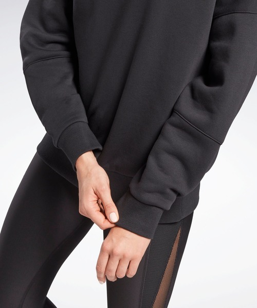 Reebok（リーボック）の「レトロ オーバーサイズ フーディー / Retro Oversize Hoodie（パーカー・レディース・アイボリー/ブラック・MEDIUM/LARGE/XX-LARGE/X-LARGE/SMALL/X-SMALL）」の3枚目の写真