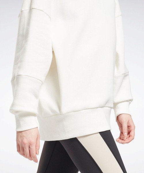 Reebok（リーボック）の「レトロ オーバーサイズ フーディー / Retro Oversize Hoodie（パーカー・レディース・アイボリー/ブラック・MEDIUM/LARGE/XX-LARGE/X-LARGE/SMALL/X-SMALL）」の12枚目の写真