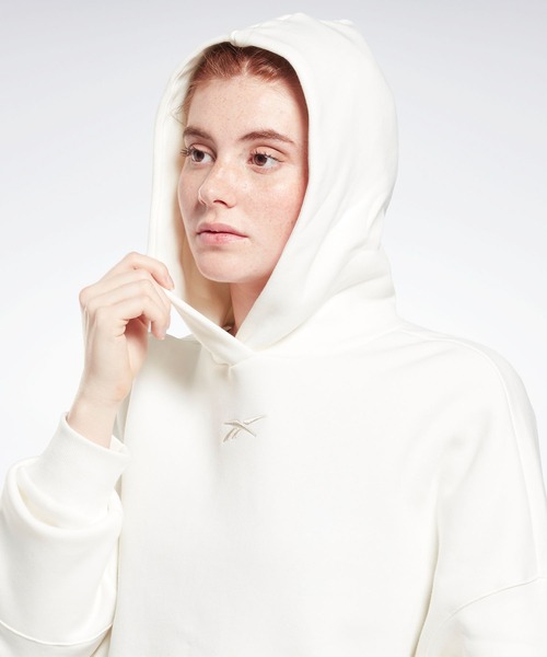 Reebok（リーボック）の「レトロ オーバーサイズ フーディー / Retro Oversize Hoodie（パーカー・レディース・アイボリー/ブラック・MEDIUM/LARGE/XX-LARGE/X-LARGE/SMALL/X-SMALL）」の13枚目の写真