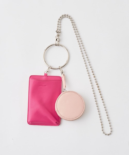 one after another NICE CLAUP(ワンアフターアナザーナイスクラップ)の「コインケース付スマートフォンショルダーバッグ(ショルダーバッグ・レディース・ブラック/ピンク/アイボリー/アニマル・FREE)」の1枚目の写真