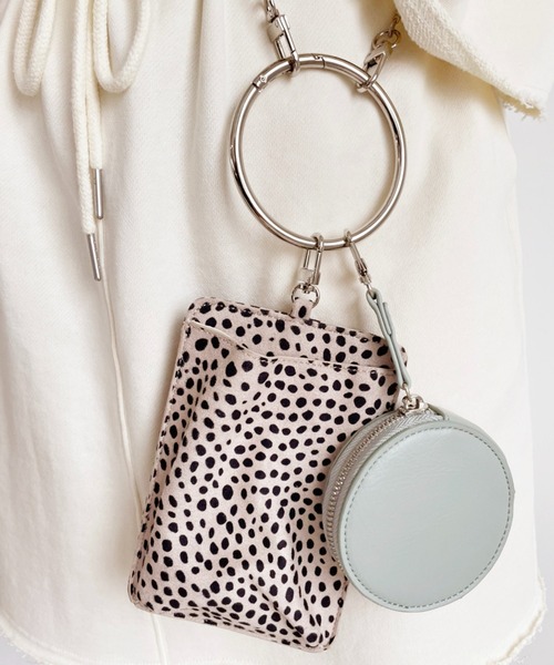 one after another NICE CLAUP(ワンアフターアナザーナイスクラップ)の「コインケース付スマートフォンショルダーバッグ(ショルダーバッグ・レディース・ブラック/ピンク/アイボリー/アニマル・FREE)」の19枚目の写真