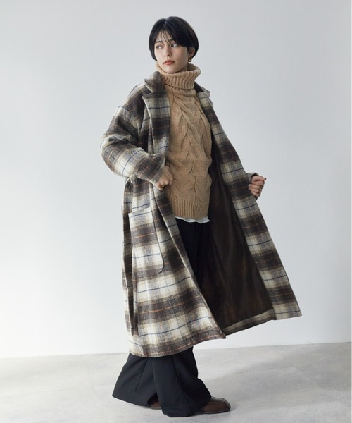 ECRIRE(エクリール)の「リボン付きマキシ丈 ドロップショルダービッグポケットオーバーチェスターコート(チェスターコート・レディース・グレー系その他/ダークグリーン/パープル/ベージュ/ブラウン系その他/ダークブラウン・M)」の17枚目の写真