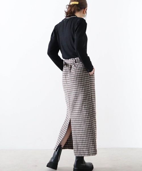 Cheek（チーク）の「リブハイネックトップス（Tシャツ/カットソー・レディース・グレイッシュベージュ/ブラック/グリーン/モカ・MEDIUM）」の16枚目の写真