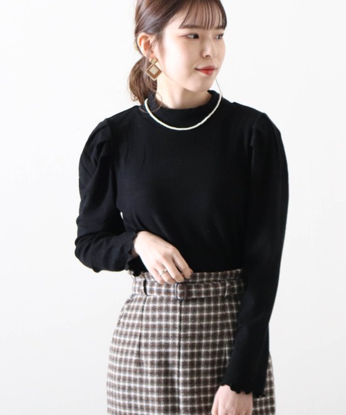 Cheek（チーク）の「リブハイネックトップス（Tシャツ/カットソー・レディース・グレイッシュベージュ/ブラック/グリーン/モカ・MEDIUM）」の12枚目の写真