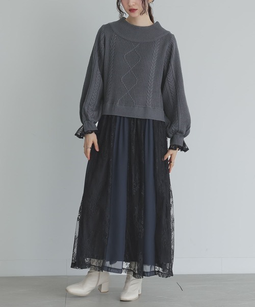 somari imagination（ソマリ イマジネーション）の「『レースドッキングケーブルニットワンピース』（ワンピース・レディース・チャコール/ピンクベージュ・1/2）」の2枚目の写真