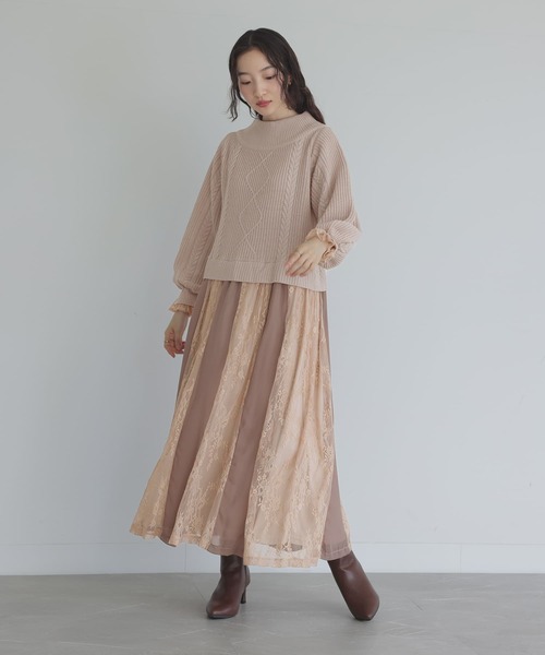 somari imagination（ソマリ イマジネーション）の「『レースドッキングケーブルニットワンピース』（ワンピース・レディース・チャコール/ピンクベージュ・1/2）」の5枚目の写真