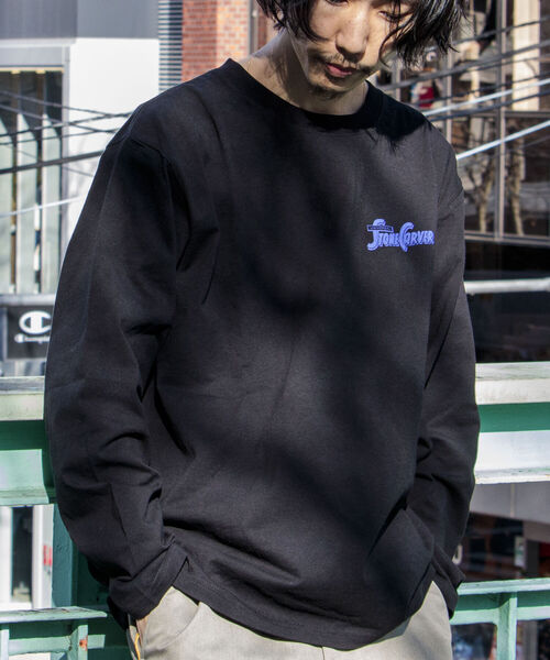 UNIVERSAL OVERALL（ユニバーサルオーバーオール）の「【UNIVERSAL OVERALL】別注 ”STONE CARVER” バックプリント ロンT（Tシャツ/カットソー・メンズ・ホワイト/ライトグレー/ブラック・MEDIUM/LARGE）」の10枚目の写真