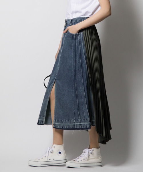 INTERPLANET（インタープラネット）の「【DOLLUPOOPS】プリーツドッキングデニムスカート（スカート・レディース・ベージュ/ネイビー/カーキ・FREE）」の9枚目の写真