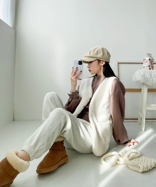 me+em select(ミームセレクト)の「シンプルボアベスト(ベスト・レディース・ピンク/ネイビー/ブラウン/ベージュ/アイボリー/ミント・FREE)」の13枚目の写真