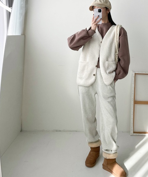 me+em select(ミームセレクト)の「シンプルボアベスト(ベスト・レディース・ピンク/ネイビー/ブラウン/ベージュ/アイボリー/ミント・FREE)」の14枚目の写真