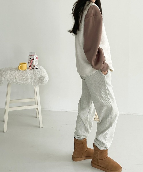 me+em select(ミームセレクト)の「シンプルボアベスト(ベスト・レディース・ピンク/ネイビー/ブラウン/ベージュ/アイボリー/ミント・FREE)」の22枚目の写真