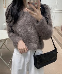 ふんわりクルーネック　ニットトップス