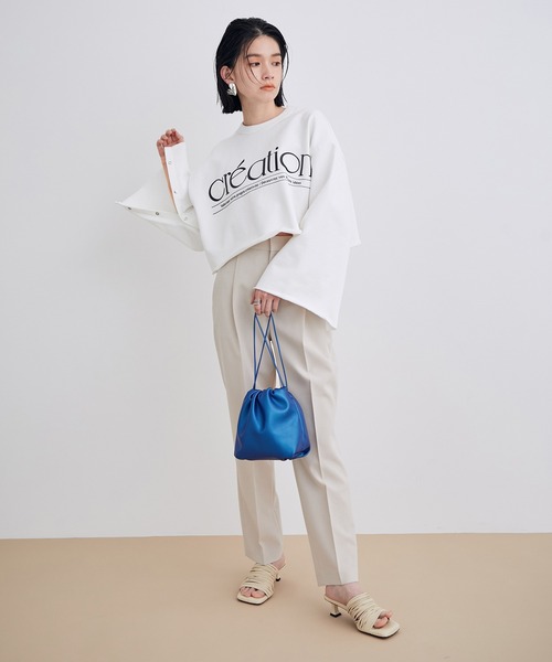 ADAM ET ROPE'（アダムエロペ）の「【WEB限定】カラー巾着バッグ（ハンドバッグ・レディース・ブラック/ベージュ/ブルー/グリーン・FREE）」の11枚目の写真