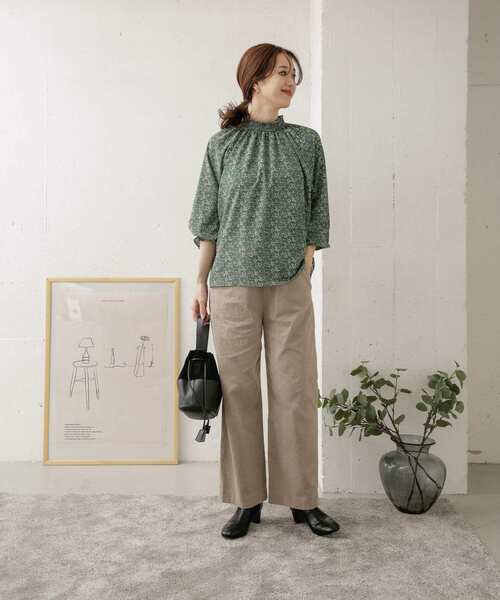 URBAN RESEARCH DOORS（アーバンリサーチドアーズ）の「コーデュロイイージーパンツ（その他パンツ・レディース・チャコールグレー/ライトグレー/ベージュ・ONE）」の7枚目の写真