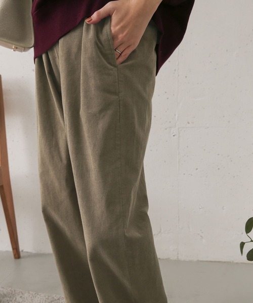 URBAN RESEARCH DOORS（アーバンリサーチドアーズ）の「コーデュロイイージーパンツ（その他パンツ・レディース・チャコールグレー/ライトグレー/ベージュ・ONE）」の12枚目の写真