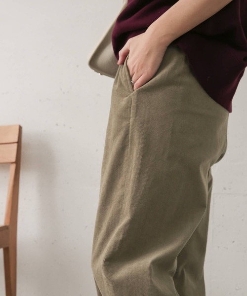 URBAN RESEARCH DOORS（アーバンリサーチドアーズ）の「コーデュロイイージーパンツ（その他パンツ・レディース・チャコールグレー/ライトグレー/ベージュ・ONE）」の13枚目の写真