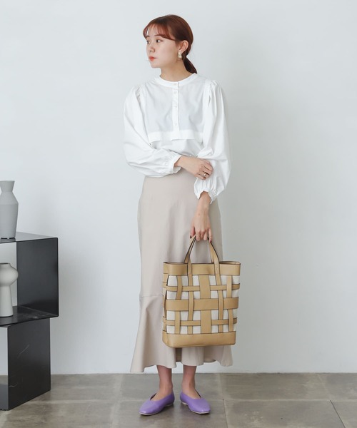 SENSE OF PLACE by URBAN RESEARCH（センスオブプレイスバイアーバンリサーチ）の「ボリュームスリーブドッキングトップ（Tシャツ/カットソー・レディース・ブラック/オフホワイト・ONE）」の6枚目の写真