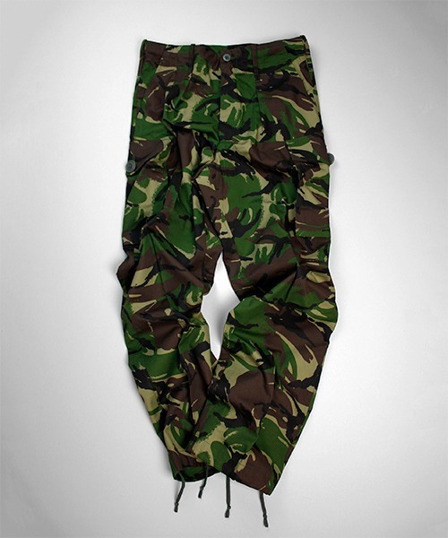 MILITARY（ミリタリー）の「BRITISH ARMY DEAD STOCK ブリティッシュ ライト ウェイト コンバット トラウザーズ（カーゴパンツ・メンズ・カーキ・FREE）」の4枚目の写真
