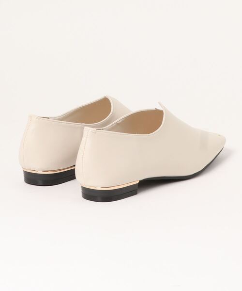 Te chichi TERRASSE(テチチテラス)の「フロントスリットフラットシューズ(その他シューズ・レディース・ブラック/オフホワイト・MEDIUM/LARGE)」の3枚目の写真