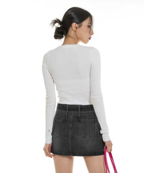 FOLLOWIN（フォロウィン）の「ローウエストベルトデニムスカート（スカート・レディース・ブルー/ブラック/ブラウン・SMALL/MEDIUM）」の18枚目の写真