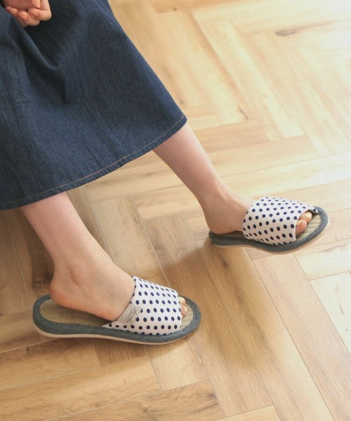 DONOBAN（ドノバン）の「ドット畳スリッパ[E]（その他シューズ・レディース・ホワイト/ブルー・ONESIZE）」の17枚目の写真