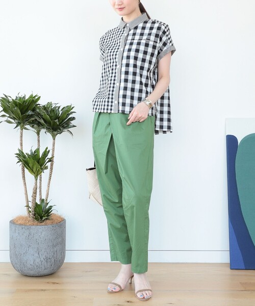 BEAMS HEART(ビームスハート)の「BEAMS HEART / クレイジー ギンガムチェック シャツ(シャツ/ブラウス・レディース・ブラック/ベージュ/グリーン・FREE)」の19枚目の写真