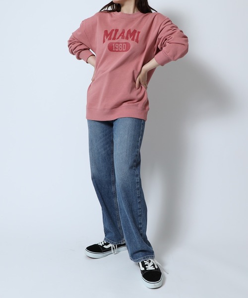 MAISON BREEZE(メゾンブリーズ)の「【MAISON BREEZE】カレッジロゴクロップドトレーナー KNF(スウェット・レディース・ピンク/グレー/ダークグレー・FREE)」の10枚目の写真