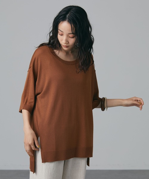 CRAFT STANDARD BOUTIQUE(クラフトスタンダードブティック)の「クルーネックスリット半袖ニットプルオーバー *◆(ニット/セーター・レディース・グレイッシュベージュ/ブラック/マスタード/レッド/ブラウン・FREE)」の3枚目の写真