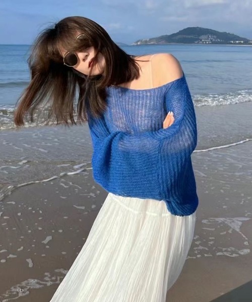 Jewelobe(ジュエローブ)の「ゆるシアーモヘアタッチニットプルオーバー(ニット/セーター・レディース・ライトグレー/パープル/オフホワイト/ブルー/グリーン・FREE)」の5枚目の写真