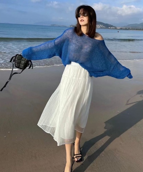 Jewelobe(ジュエローブ)の「ゆるシアーモヘアタッチニットプルオーバー(ニット/セーター・レディース・ライトグレー/パープル/オフホワイト/ブルー/グリーン・FREE)」の8枚目の写真