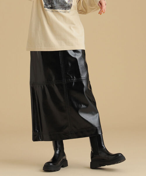 Ray BEAMS（レイビームス）の「Ray BEAMS / パテント フェイクレザー スカート（スカート・レディース・ブラック/ベージュ・0/1）」の8枚目の写真