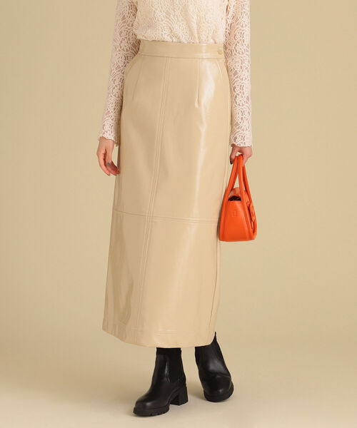 Ray BEAMS（レイビームス）の「Ray BEAMS / パテント フェイクレザー スカート（スカート・レディース・ブラック/ベージュ・0/1）」の18枚目の写真