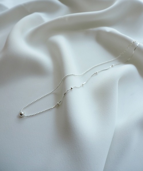 Jenny BY IMMANOEL(ジェニーバイイマノエル)の「silver925 ボールチェーン×チェーンコンビネックレス(ネックレス・レディース・シルバー/ゴールド・FREE)」の4枚目の写真