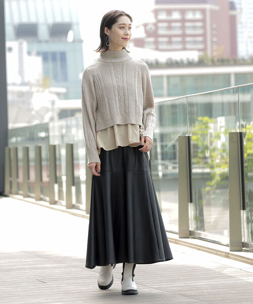 Ray BEAMS（レイビームス）の「Ray BEAMS / バック プリーツ ケーブル ハイネック ニット（ニット/セーター・レディース・オフホワイト/ブラック/ベージュ・ONE SIZE）」の20枚目の写真