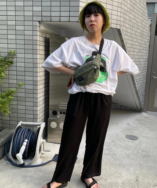 DuKKah（デュカ）の「Dukkah/【低身長向け】ストレートイージーパンツ（スラックス・レディース・ブラック/パープル/マスタード/ダークグリーン/ピンク系その他・X-SMALL）」の9枚目の写真