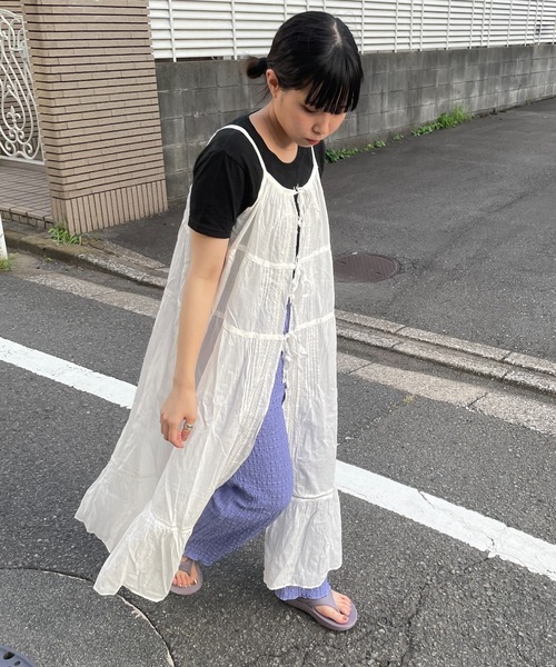 DuKKah（デュカ）の「Dukkah/【低身長向け】ストレートイージーパンツ（スラックス・レディース・ブラック/パープル/マスタード/ダークグリーン/ピンク系その他・X-SMALL）」の13枚目の写真