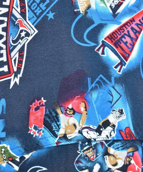 NFL(ナショナルフットボールリーグ )の「【ヴィンテージ古着】NFL 総柄 レーヨン オープンカラーシャツ(シャツ/ブラウス・メンズ・ブラック・X-LARGE)」の3枚目の写真