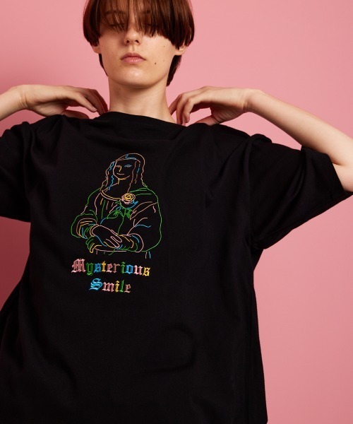 rehacer(レアセル)の「rehacer : Somewhere Museum On HW Body / サムウエア ミュージアム オン ヘビーウェイト ボディー(Tシャツ/カットソー・メンズ・ホワイト系その他/ブラック系その他/ホワイト系その他2/ブラック系その他2・LARGE/X-LARGE)」の4枚目の写真