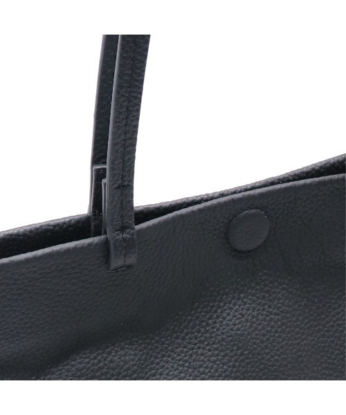 GUSCIO(グッシオ)の「【グッシオレザー】シュリンクレザー トートバッグ 牛革(トートバッグ・レディース・ブラック/レッド/ブルー/ダークグレー/ベージュ系その他・FREE)」の8枚目の写真